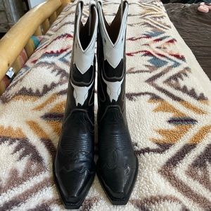 Vintage Dingo cowboy boots